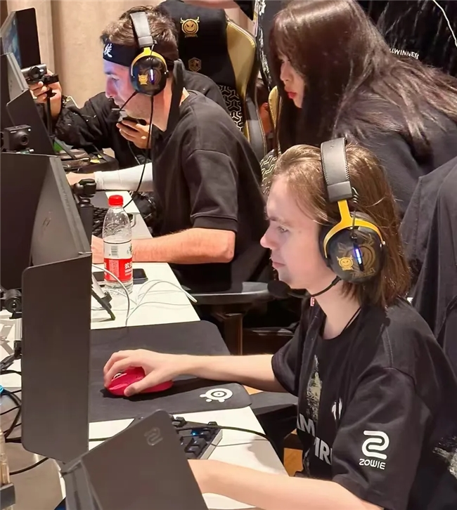 影响队友心态？Junhao Kindred对光枪和火炮没有熟练度，WBG3-1UP