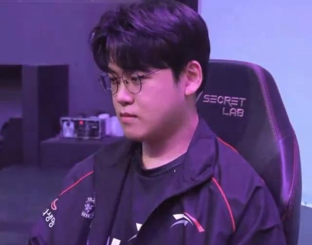 Ninjas in Pyjamas 正式与选手 Michel ＂ewjerkz＂ Magalhães 分道扬镳